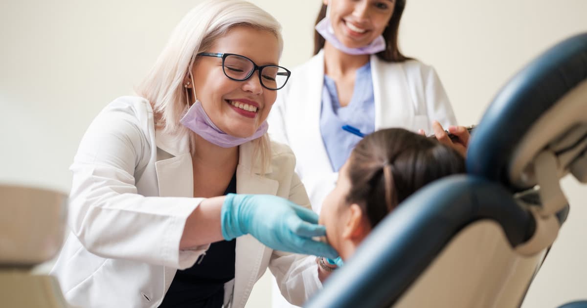Choosing the Right Dentist: Insights from Dr. James Willis, DDS